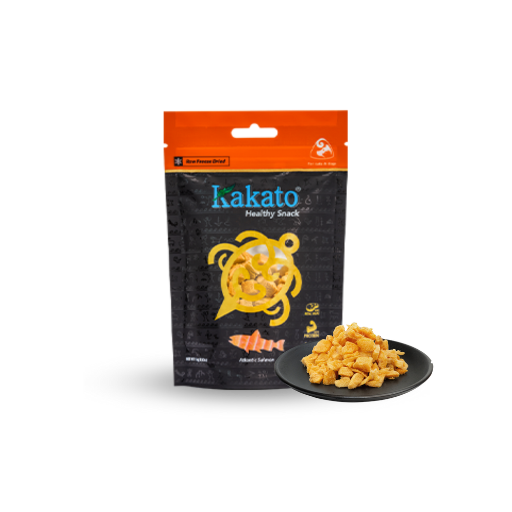 kakato Freeze-dried Snacks four flavors healthy protein-rich pet treats with chicken, tuna, salmon, and liver